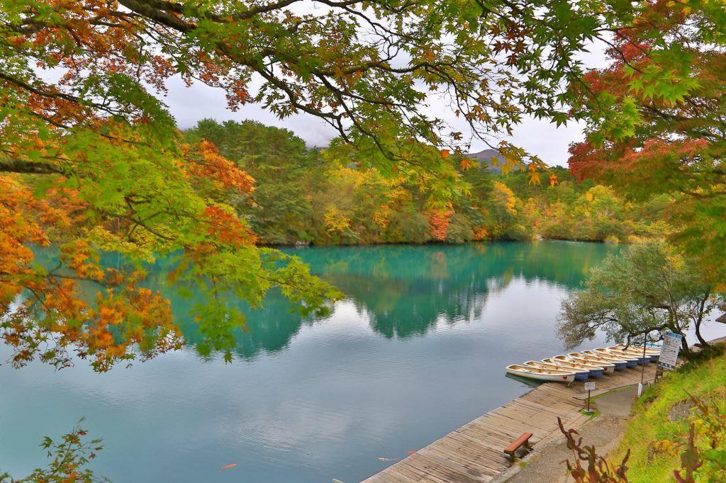 goshikinuma-lake