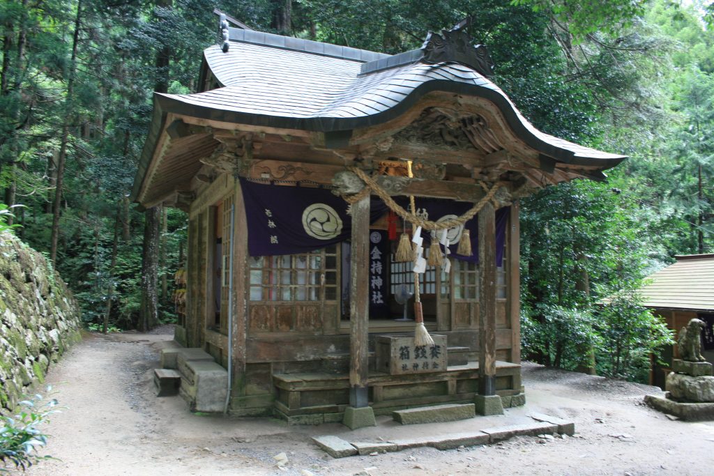 Kamochi_shrine